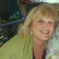 Harriet Lessy