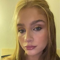 Eva Mills