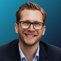 Dr. Nils Jeners