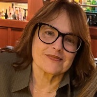 Vickie Efrom(W)