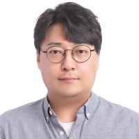 Dongha Shin