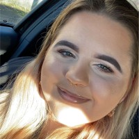 Jo Holmes