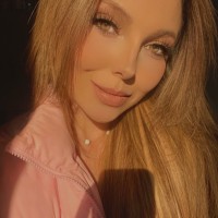 Camila Vangh-Egas J