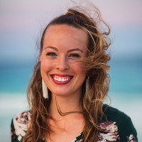 Lara Grant