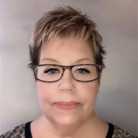 Teri Roberts