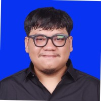 Nur Vega Agusthinmas
