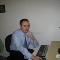 ROBERT MOLLE