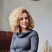 Esra Bayraktar Süngü