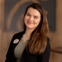 Gabriella Holt