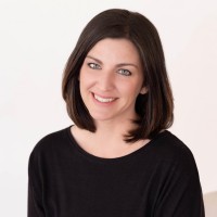 Angela Schilling