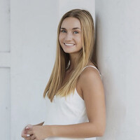 Elle Bernaski