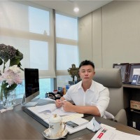 王子逸