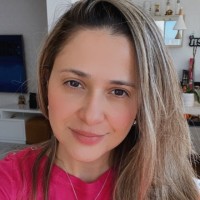 Lívia Pena F. Teixeira