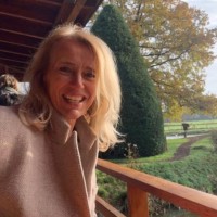 Dineke Van De Kamp