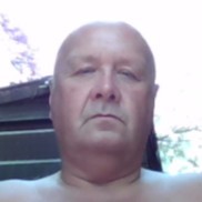 Andrew Holt