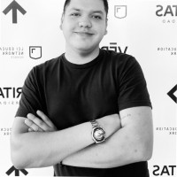 Dennis Quesada