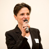 Karin Bauer