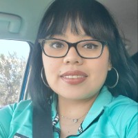 Magda Flores
