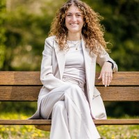 Marieke Mennes