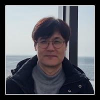 남상욱