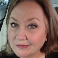 Lisa DeWild