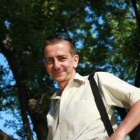 Артур Велесь