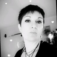 ANGELIQUE MUNTZ