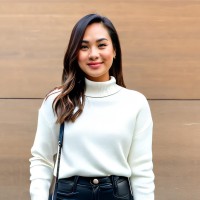 Vina Le