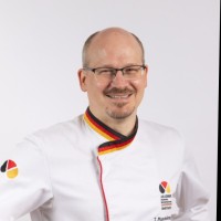 Thomas Muschelknautz