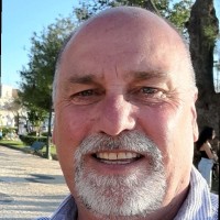 Andrew Robson