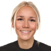 Chloe Ross
