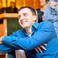 Илья Старков