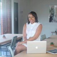 Stephanie Minenhle