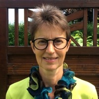 Vera Bak