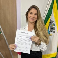 Larissa Leal