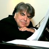 Jean Desmarais, Pianist