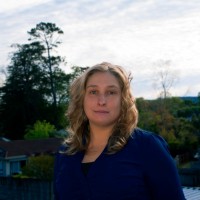 Dr Louise Stone