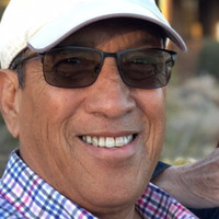 Luis E Perez