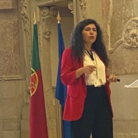 Cláudia M. Pinto