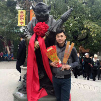 李显龙