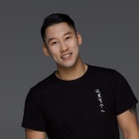 李佳龙