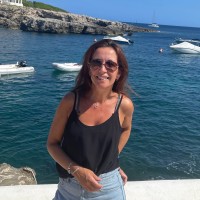 Louise Gill