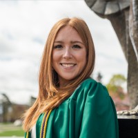 Julia Chenault