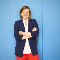 Dr. Christiane Janusch