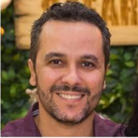 Carlos Eduardo Oliveira