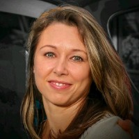 Lora Saverance, Mba