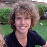 Julian De Jong