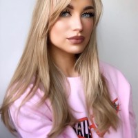 Bella D.