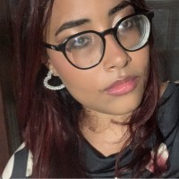 Lavínia Santos