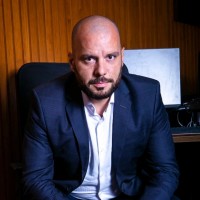 André Petros Jr
